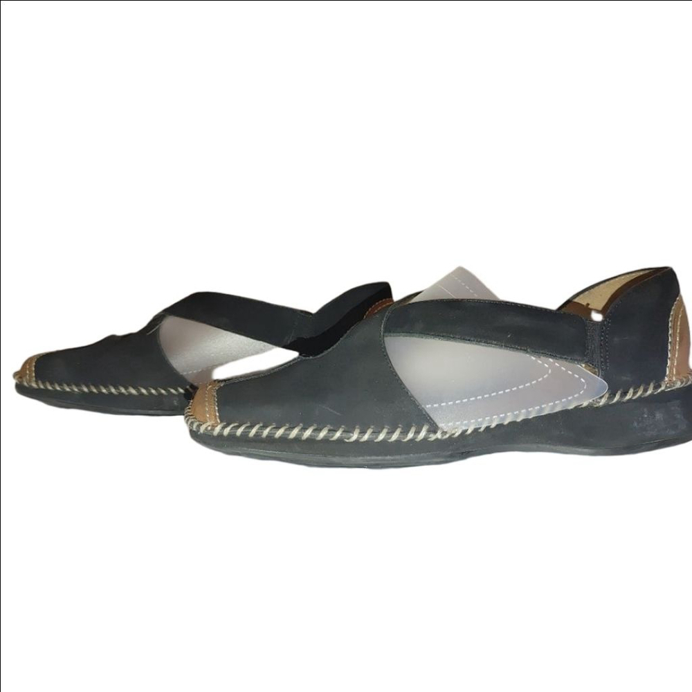 Nurture by Lamaze Suede Slip Ons Size 7.5